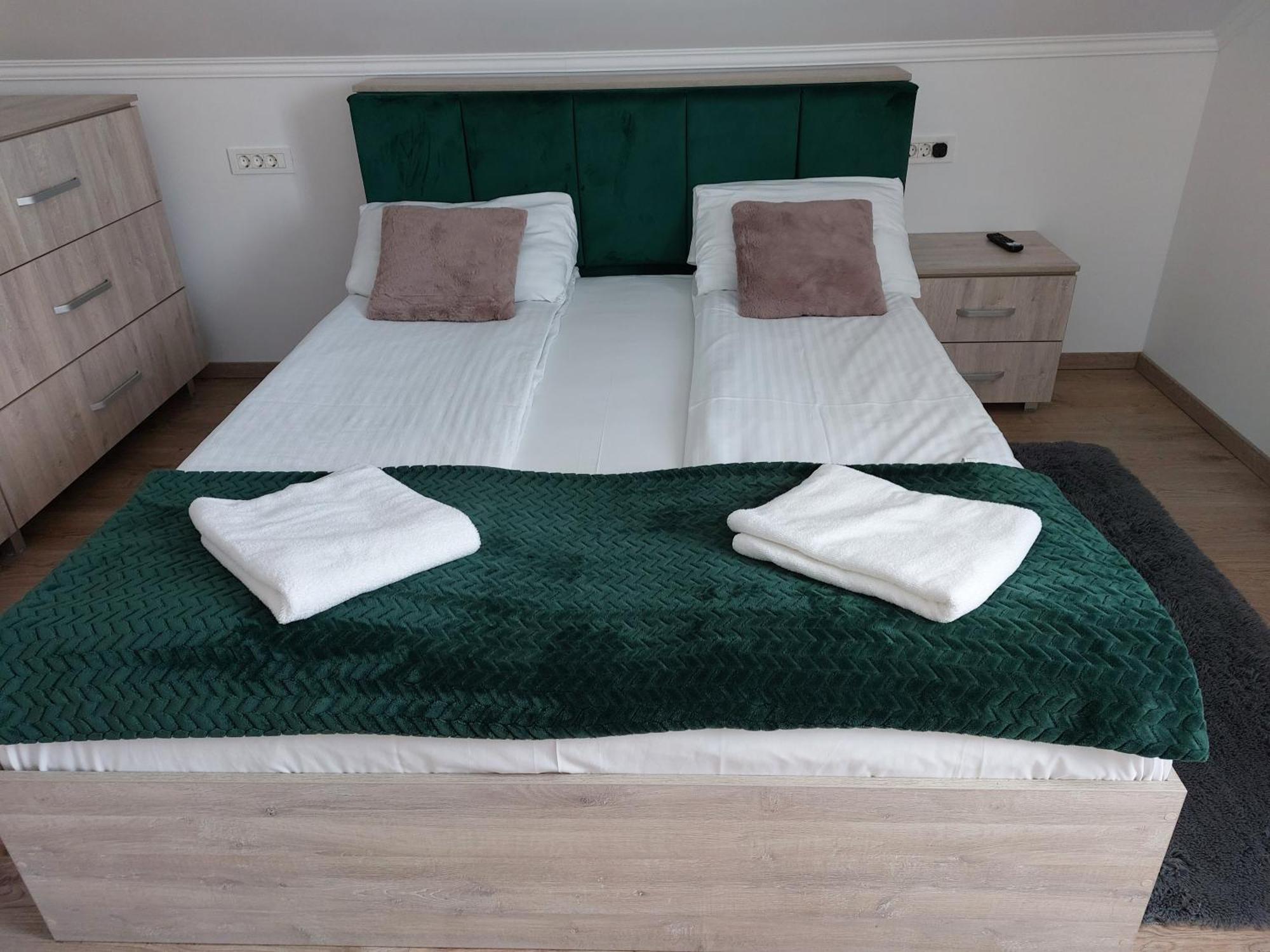 Hotel Casa Abiiani à Oradea Extérieur photo