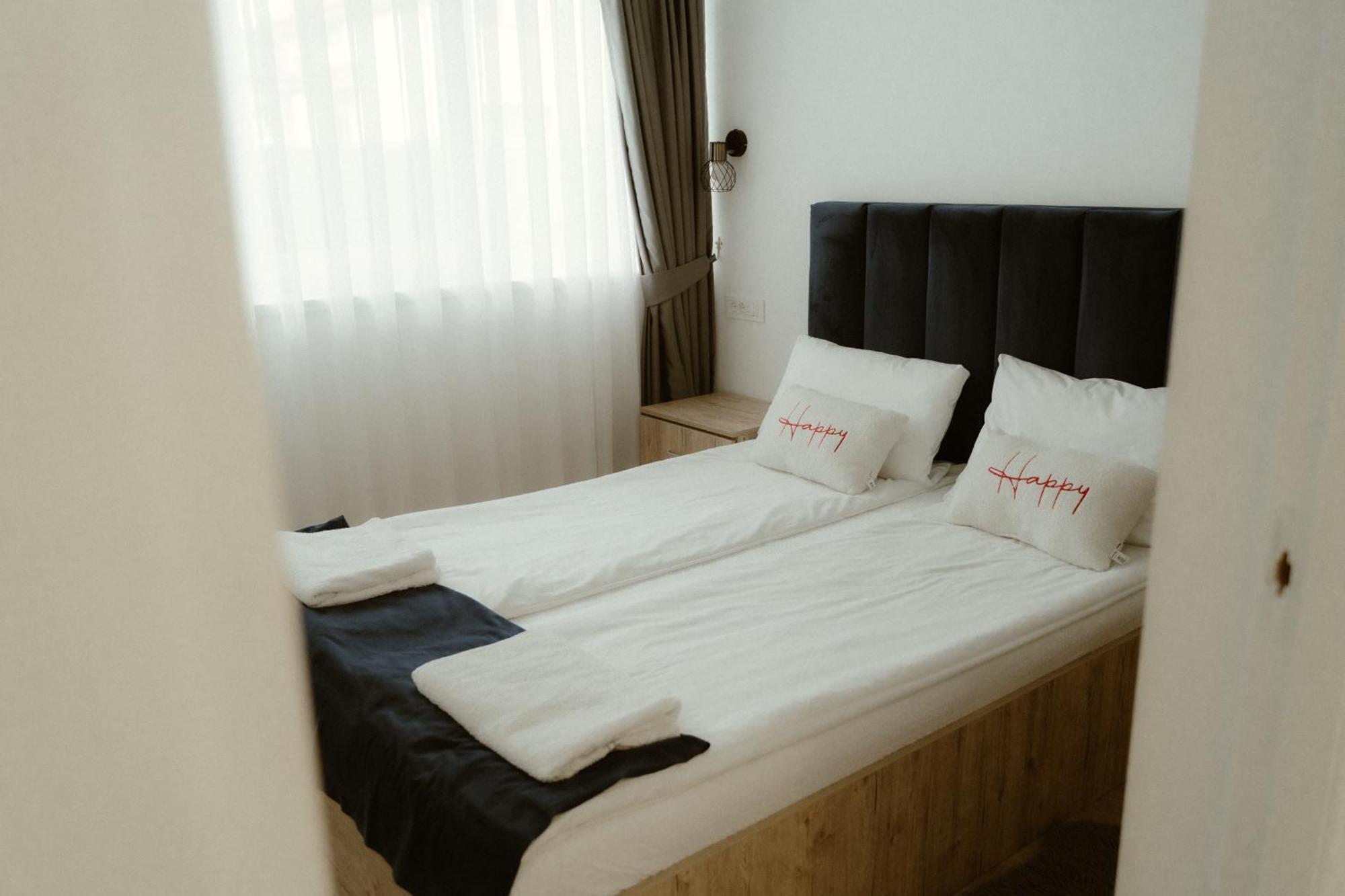 Hotel Casa Abiiani à Oradea Extérieur photo